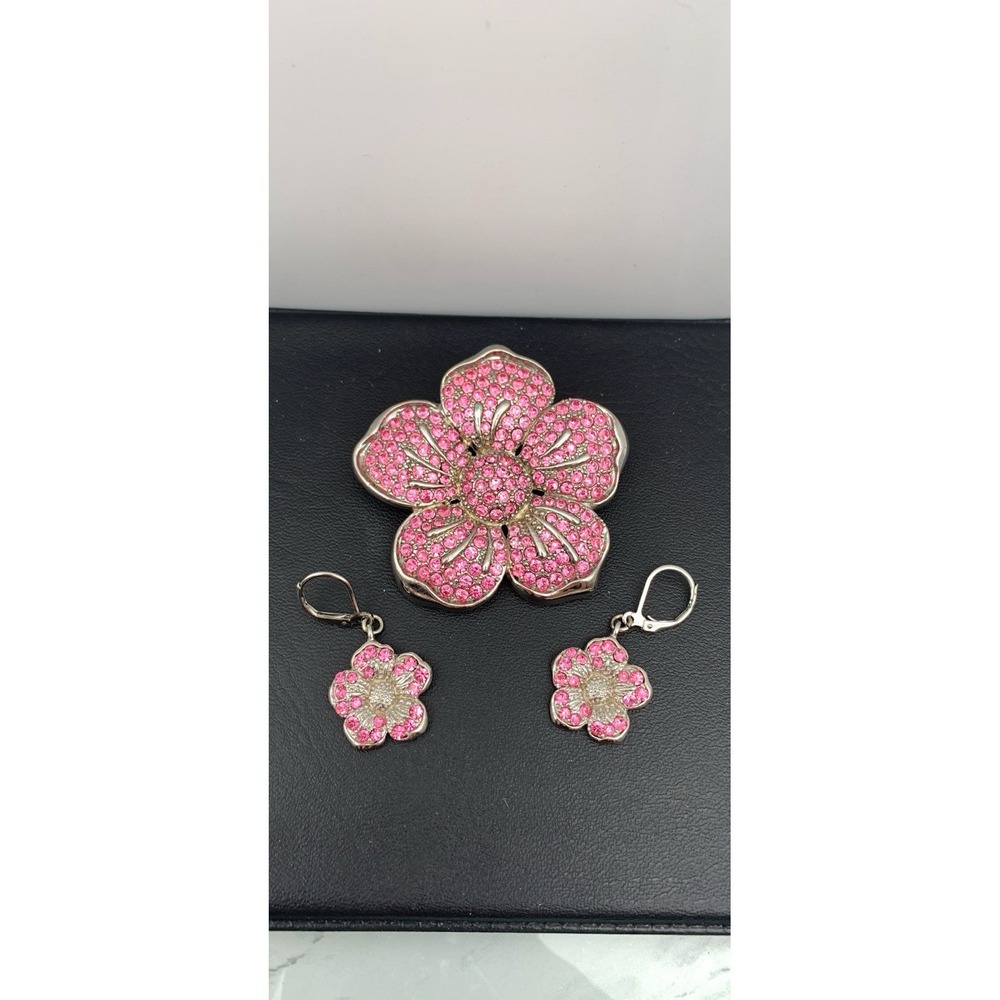 Silver Tone And Pink Rhinestone Flower Brooch / Pendant And Lever Back Earrings